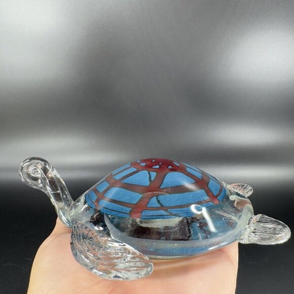 Art Glass Turtle Glass Paperweight Figurine Clear Edges Blue Red Center Glass - Picture 9 of 16